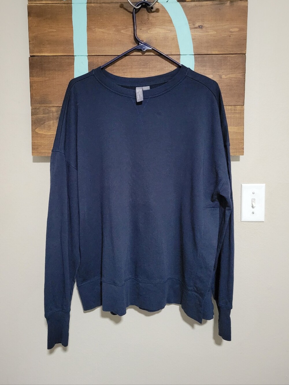 Sweaty Betty Navy Pullover Long Sleeve Thumb Whole Crew Neck Sweatshirt XL